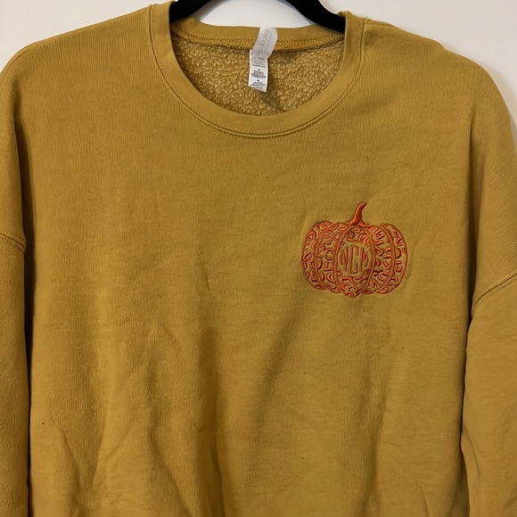 Fall pullover - Picture 3 of 5